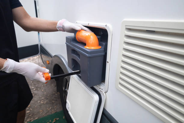 Best Portable toilet rental cost  in Somers, WI